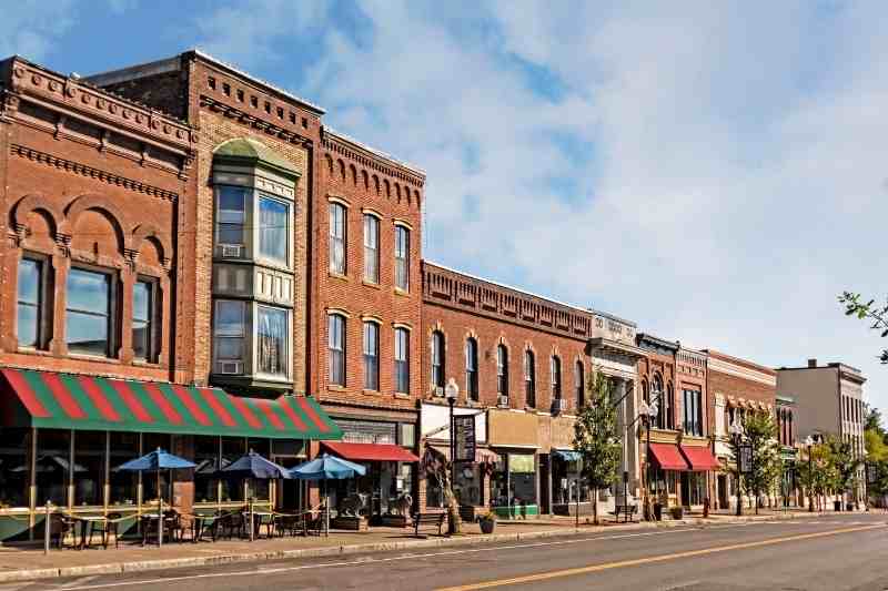 welcome new residents with neighborhood guide