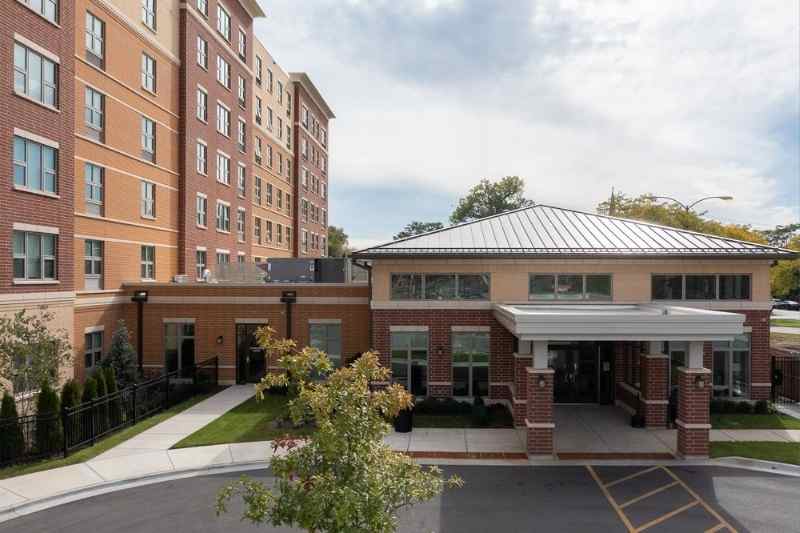 Exterior view of Montclare Senior Residences of Englewood