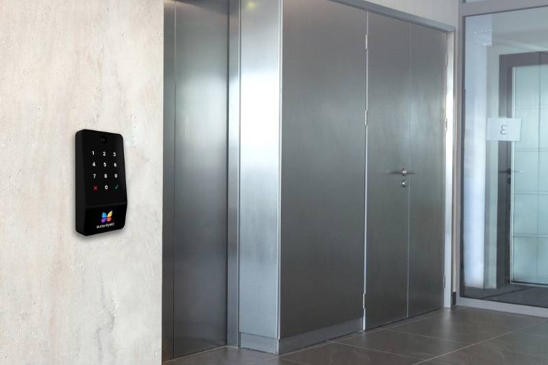 Access elevator with keypad door entry system