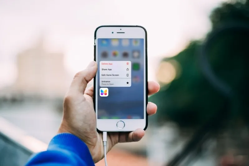How to Open the Door From Your iPhone Home Screen (3D or Haptic Touch)