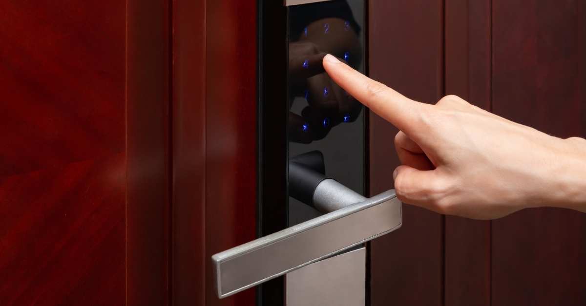 The 7 Best Hotel Door Locks - Keyless Experience & Security