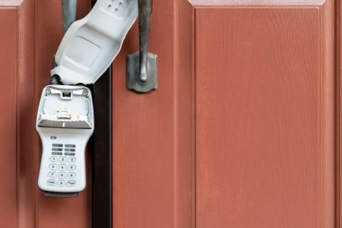 combination lock box open key inside
