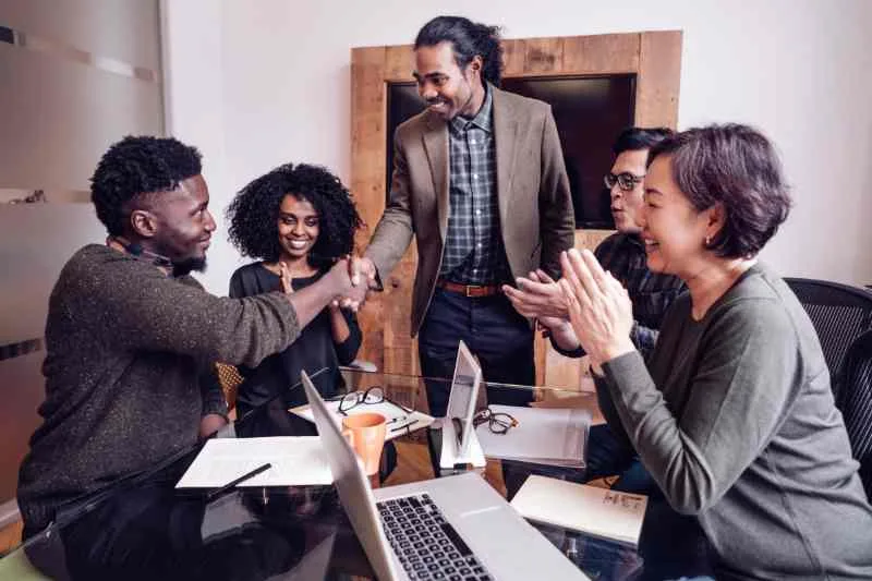 10 Ways to Build a Successful Resident Referral Program