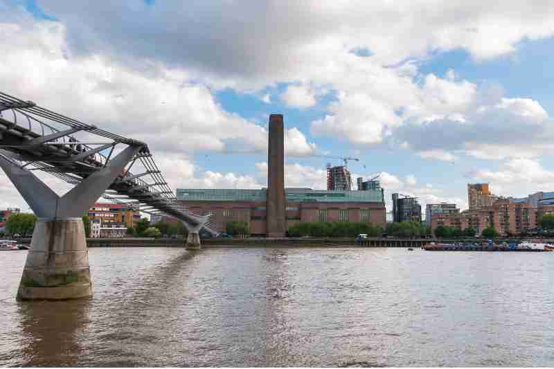 tate modern example of adaptive reuse architecture