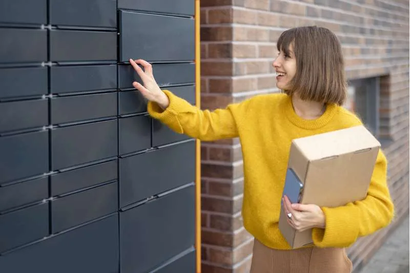 ParcelPoint Review | ParcelPoint Smart Locker Pricing & Features