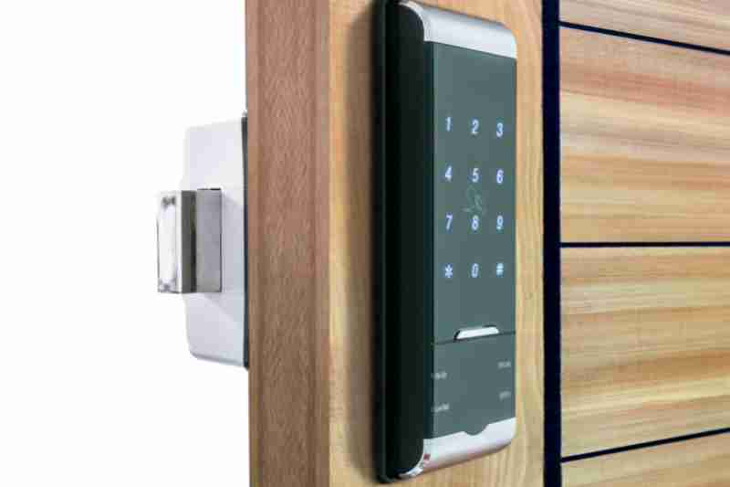 remote control door keypad with deadbolt