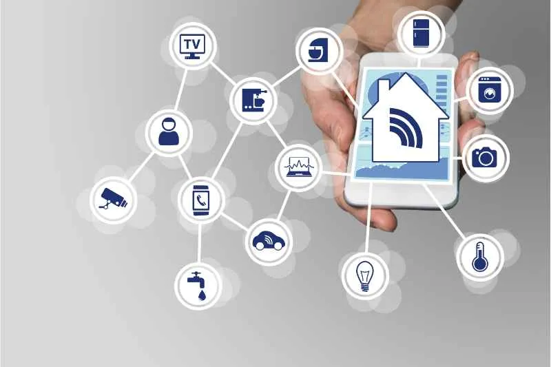 Z-Wave Makes Smart Homes - Z-Wave