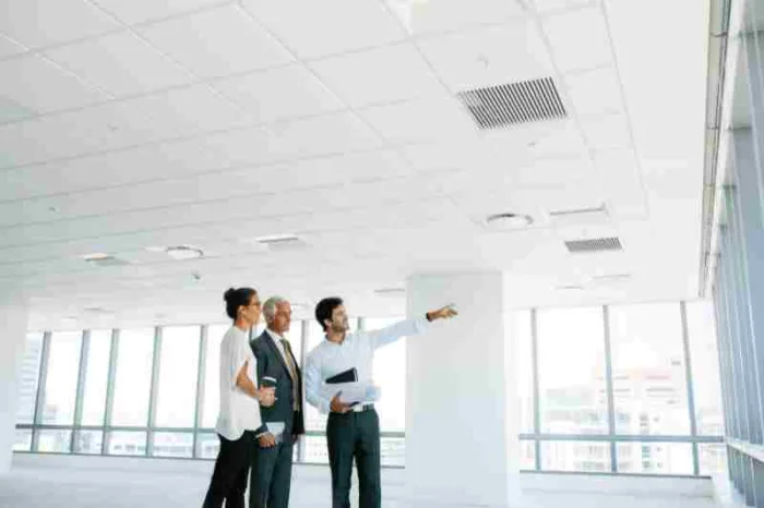 types of commercial leases for people viewing a commercial property