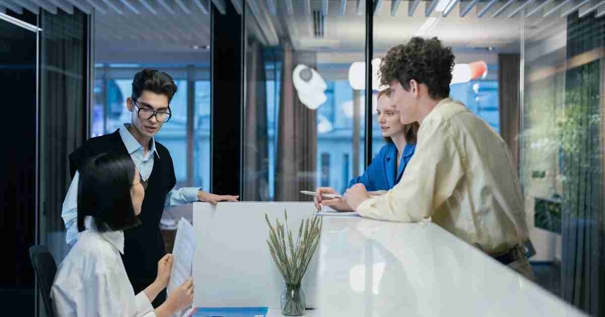 How to Create a Workplace Visitor Policy + FREE Template