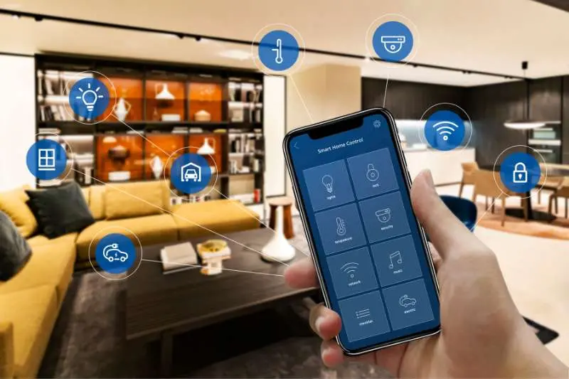 Top Tech Gadgets for Apartment Living