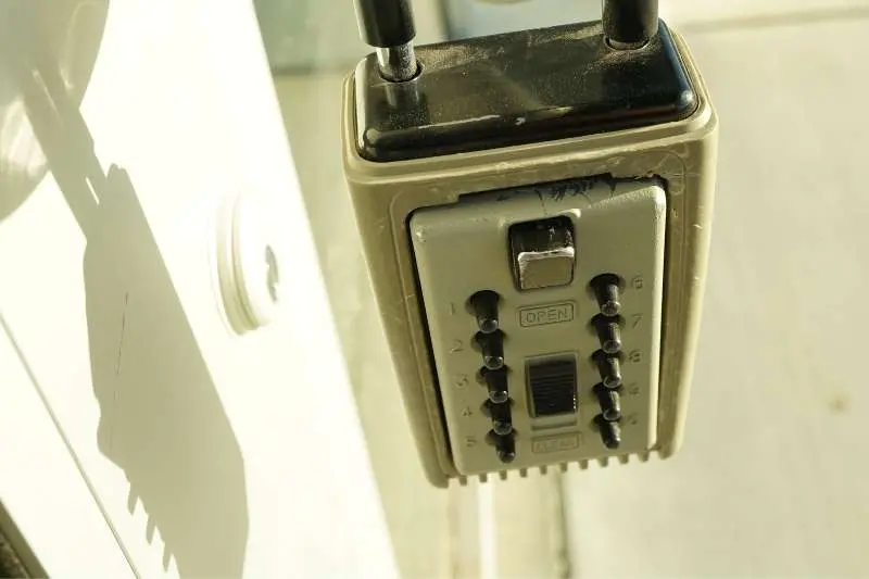 wall mount key lock box