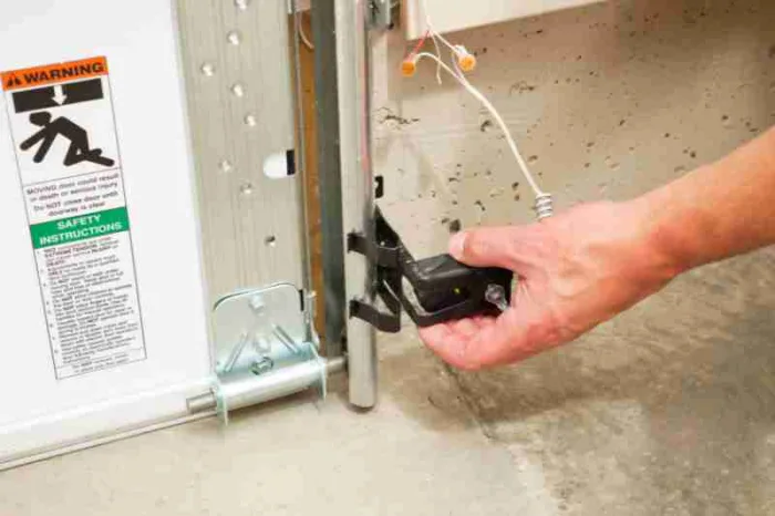 door contact sensor installation