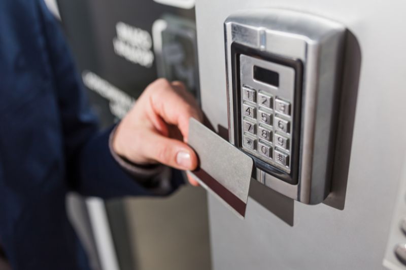 Guide to Best Key Card Security Systems for Businesses