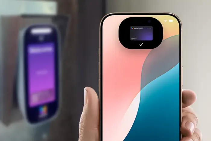 Resident key in Apple Wallet